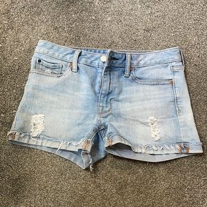 Gap Slim Cut Offs Shorts